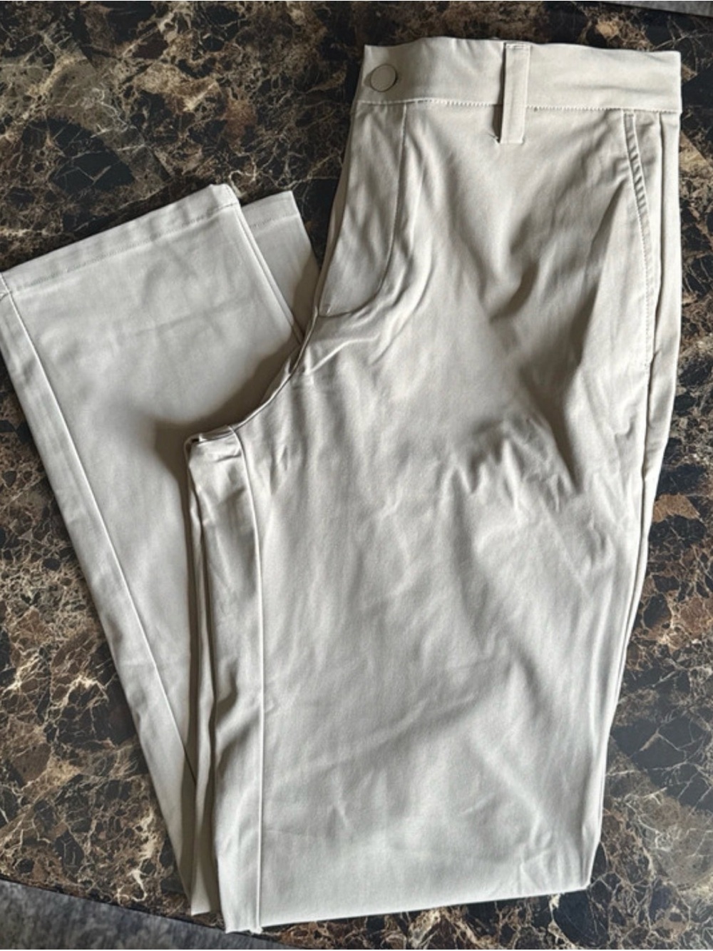 Levi's Men's Slim Chino Pants in Light Tan